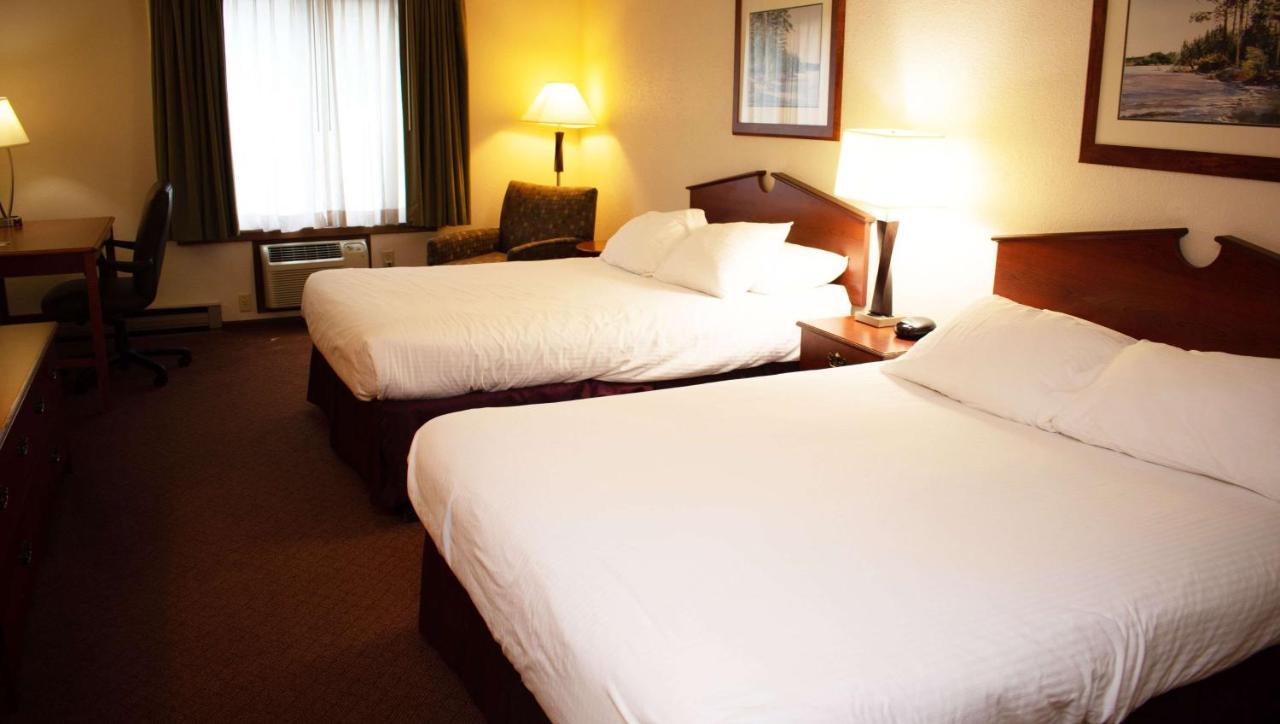 Magnuson Hotel Country Inn Ishpeming Buitenkant foto