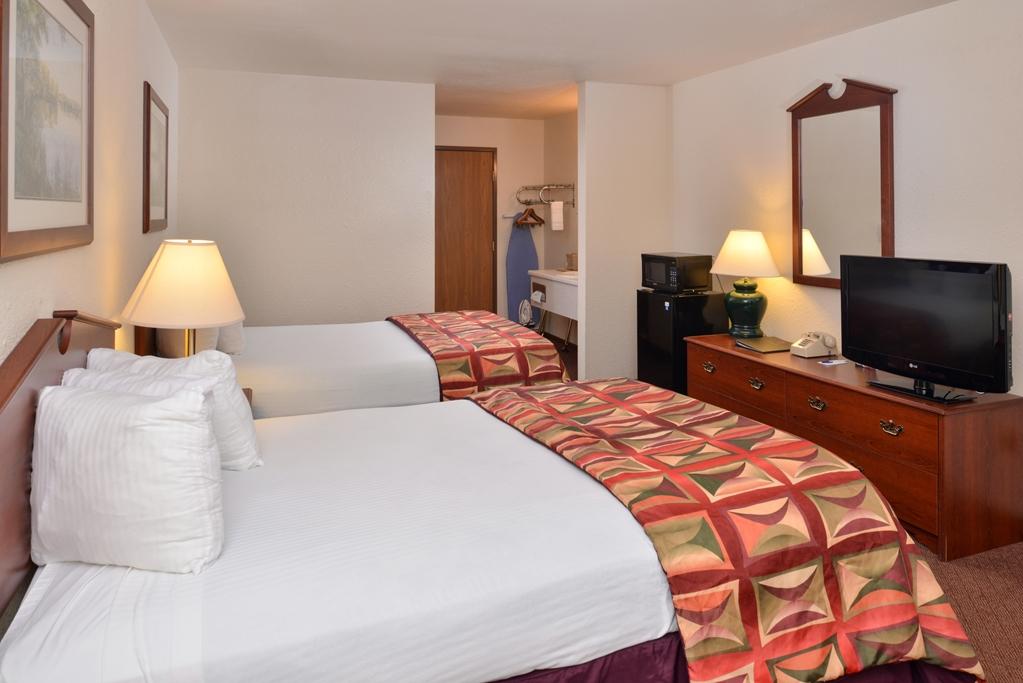 Magnuson Hotel Country Inn Ishpeming Kamer foto