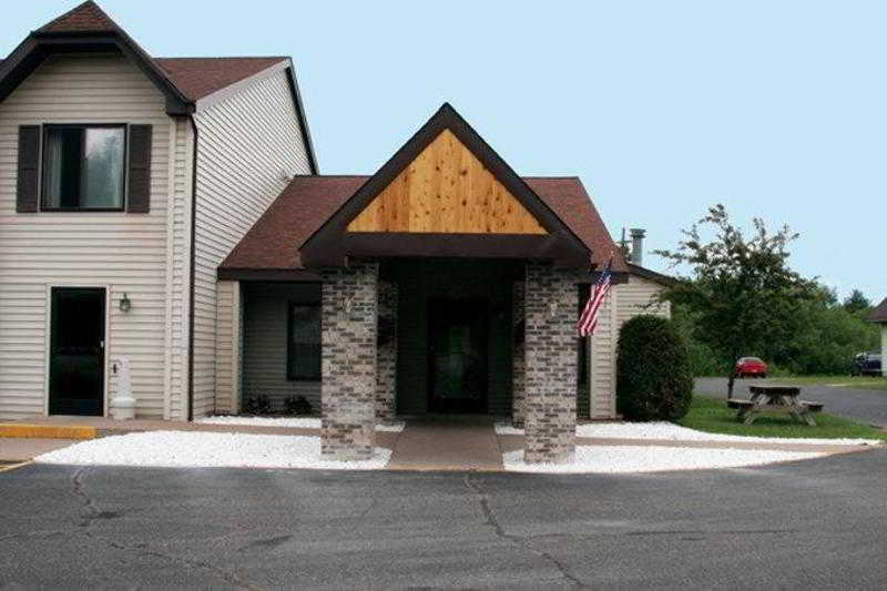 Magnuson Hotel Country Inn Ishpeming Buitenkant foto